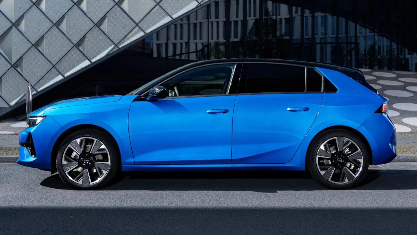 Opel Astra Electric – Heckansicht